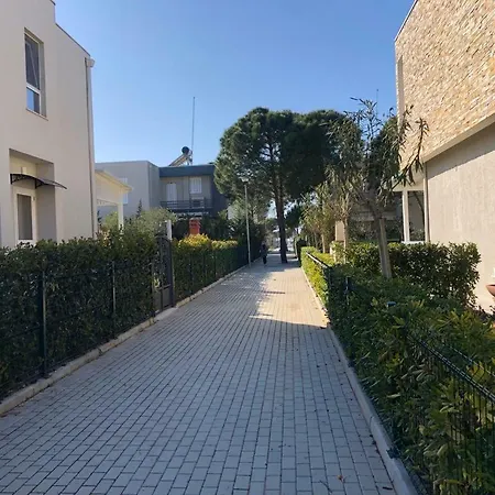 Modern Beach In Lalzi Bay Lura 2 Apartment Durres